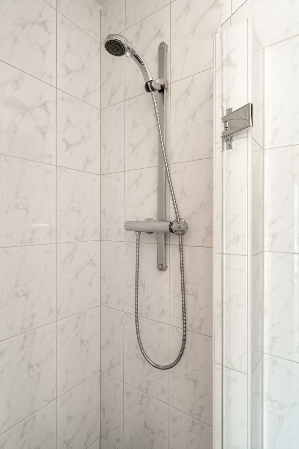 Foto 30 van Graaf van Rechterenweg 1-V