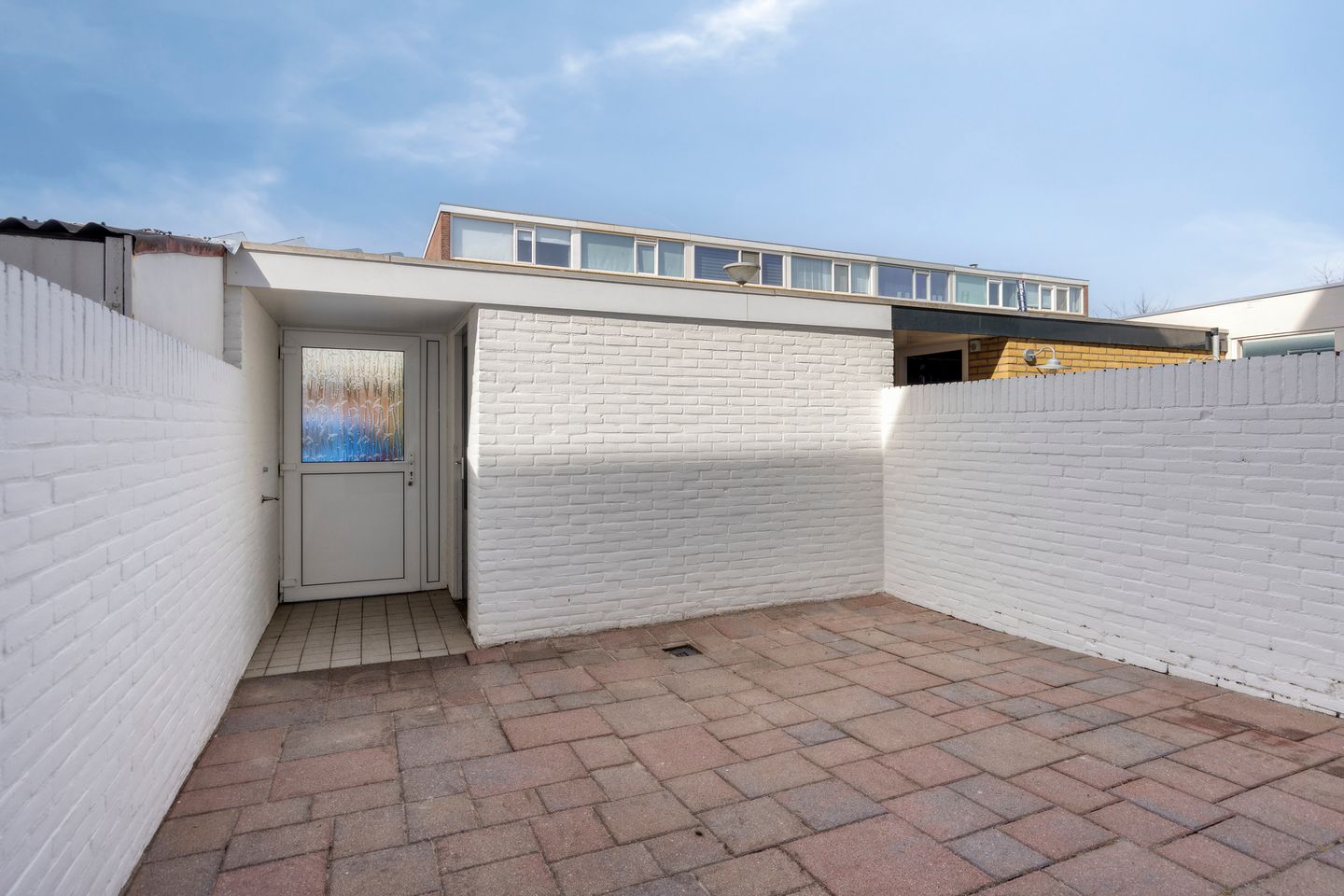 Photo 20 of Rozemarijn 17