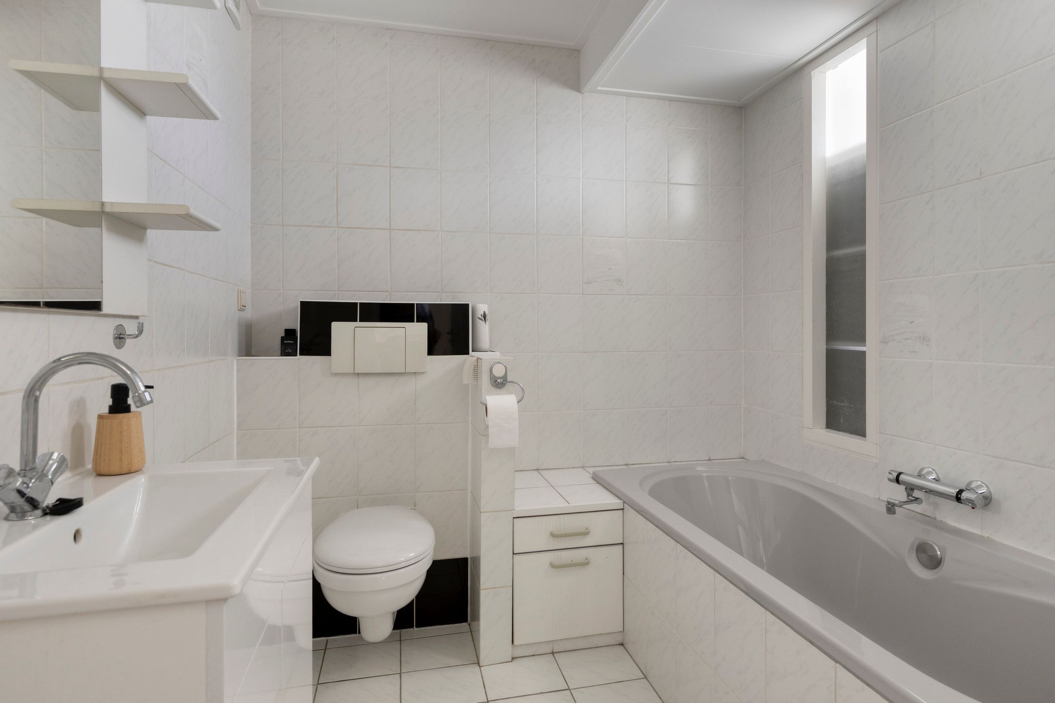 Photo 12 of Rozemarijn 17