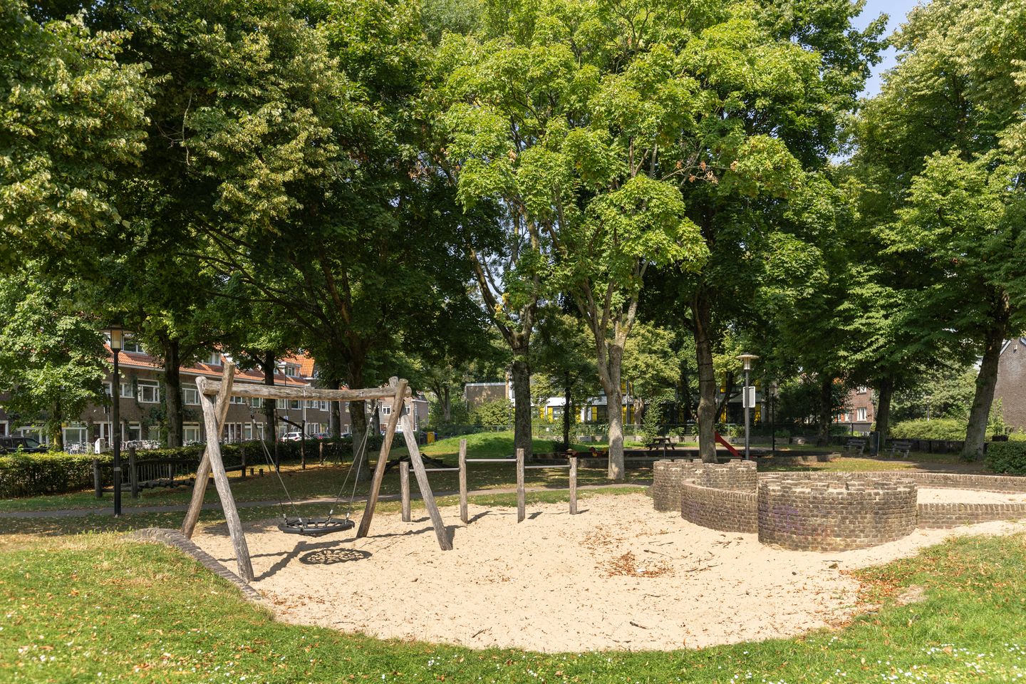 Foto 40 van Leliestraat 47