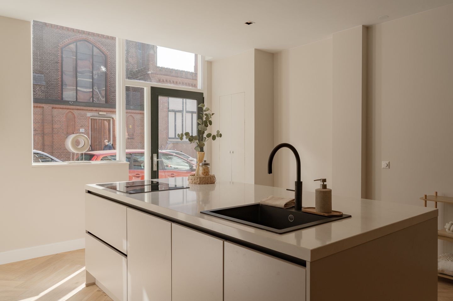 Foto 14 van Newtonstraat 423