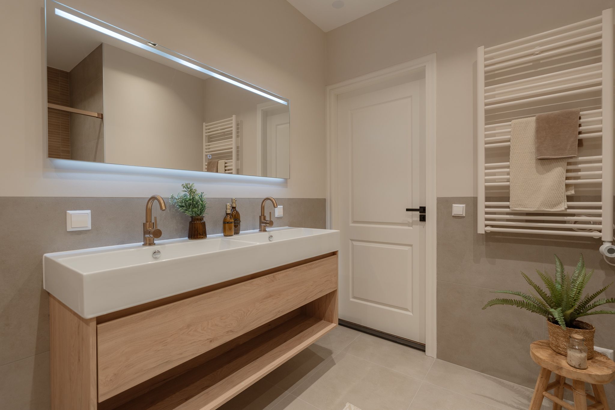 Foto 30 van Newtonstraat 423