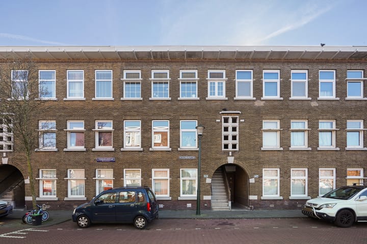 Photo 5 of Mecklenburgplein 28