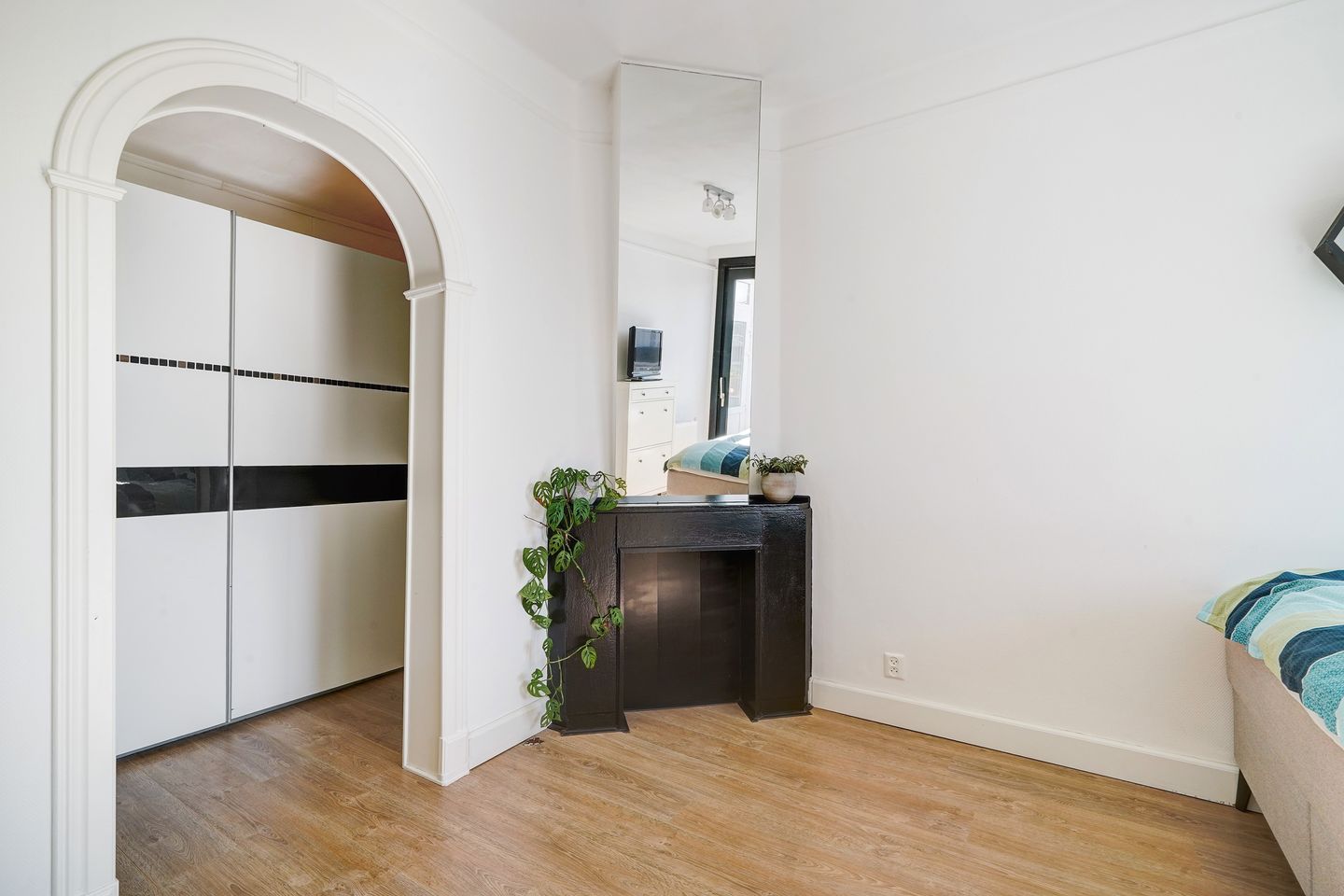 Photo 40 of Mecklenburgplein 28