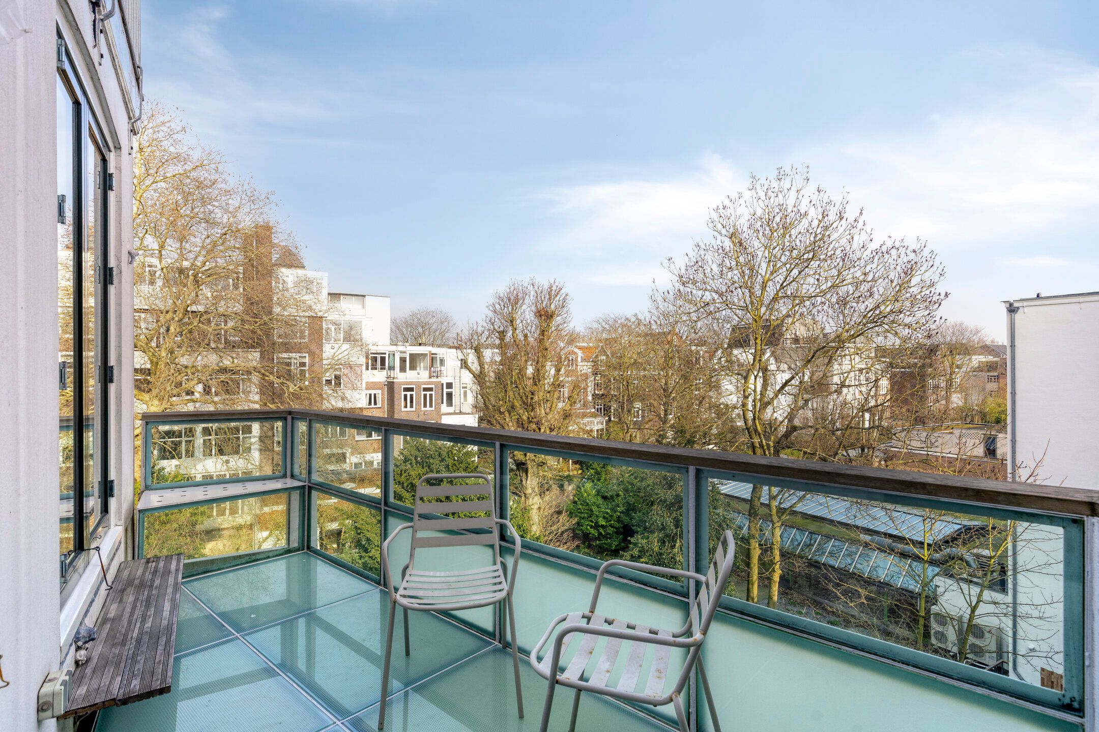 Spacious 3-Story Upper House with Private Garden in Amsterdam Center — 22
