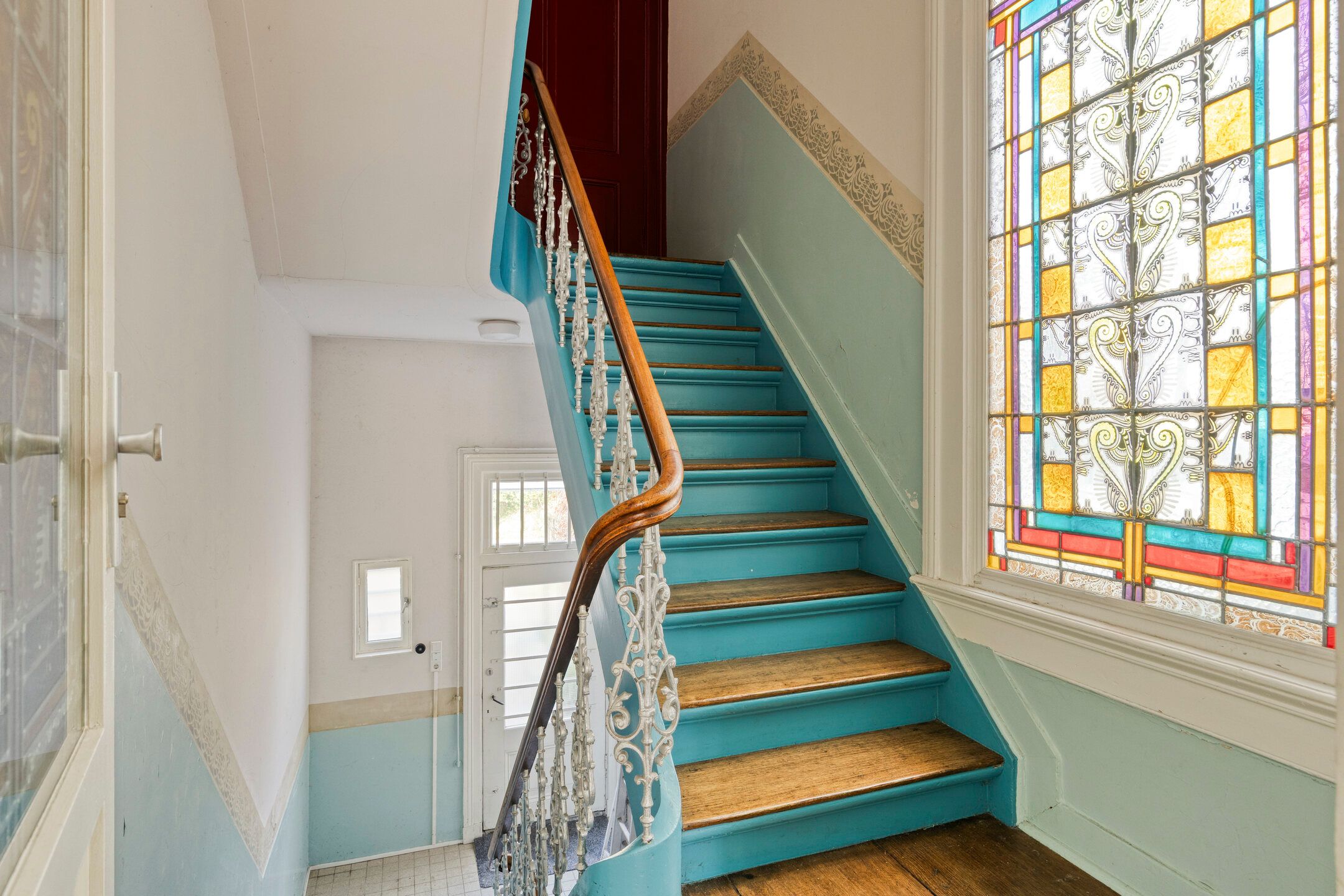 Spacious 3-Story Upper House with Private Garden in Amsterdam Center — 14