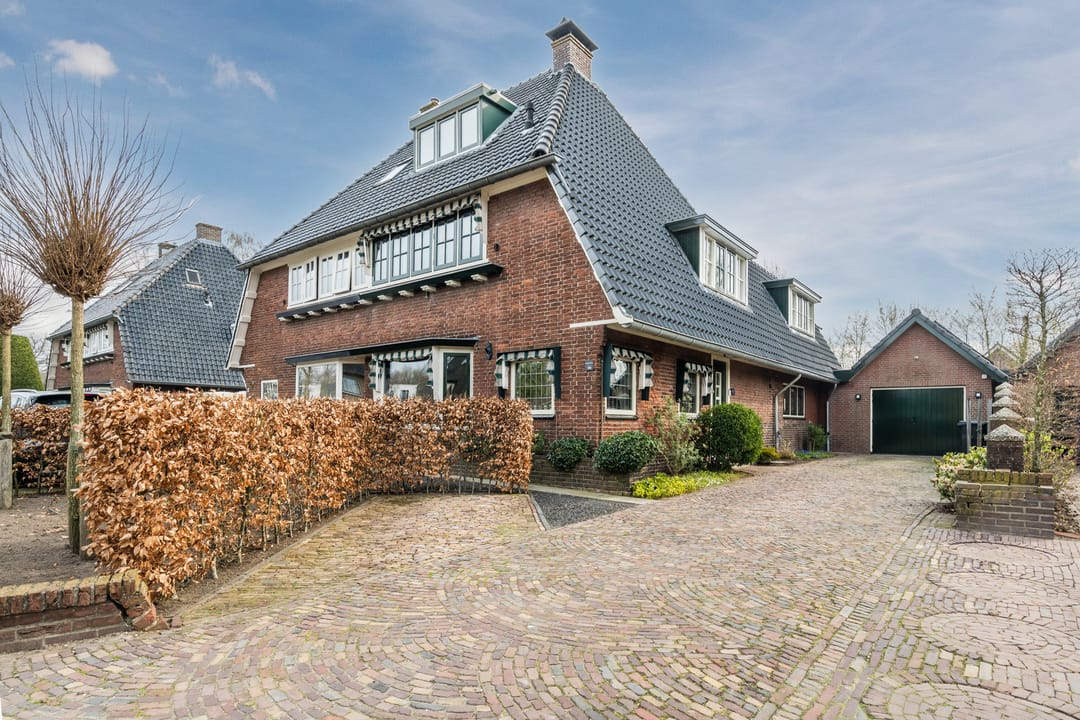 Photo 2 of Geeresteinselaan 38