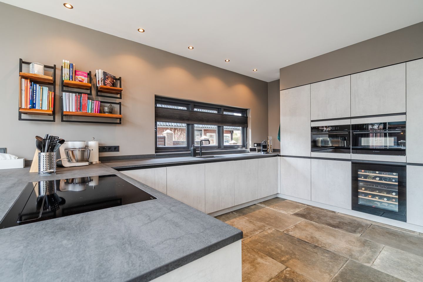 Photo 10 of Geeresteinselaan 38