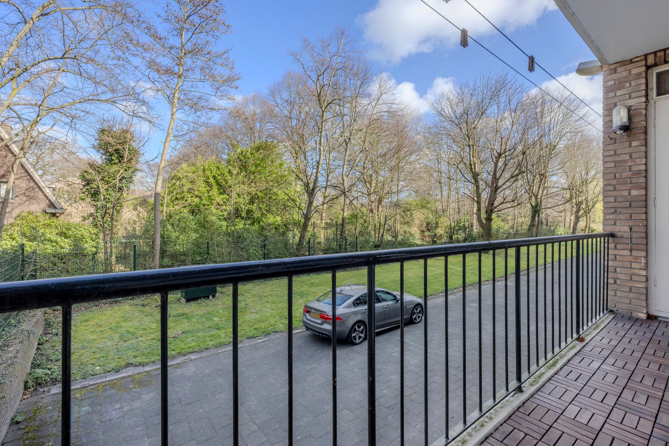 Spacious corner apartment near the Rijswijkse Bos — 24