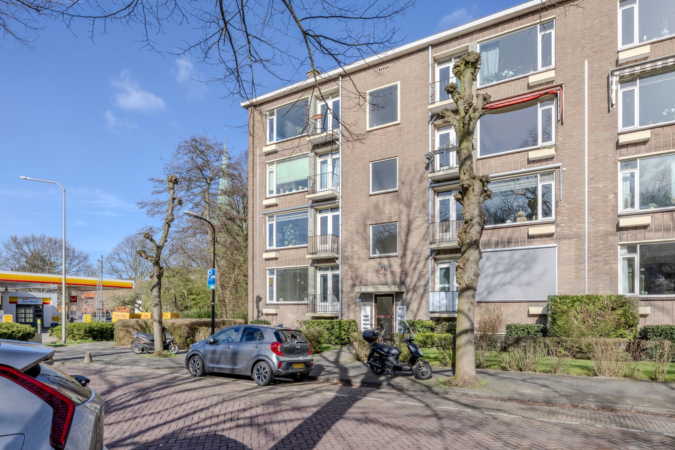Spacious corner apartment near the Rijswijkse Bos — 37