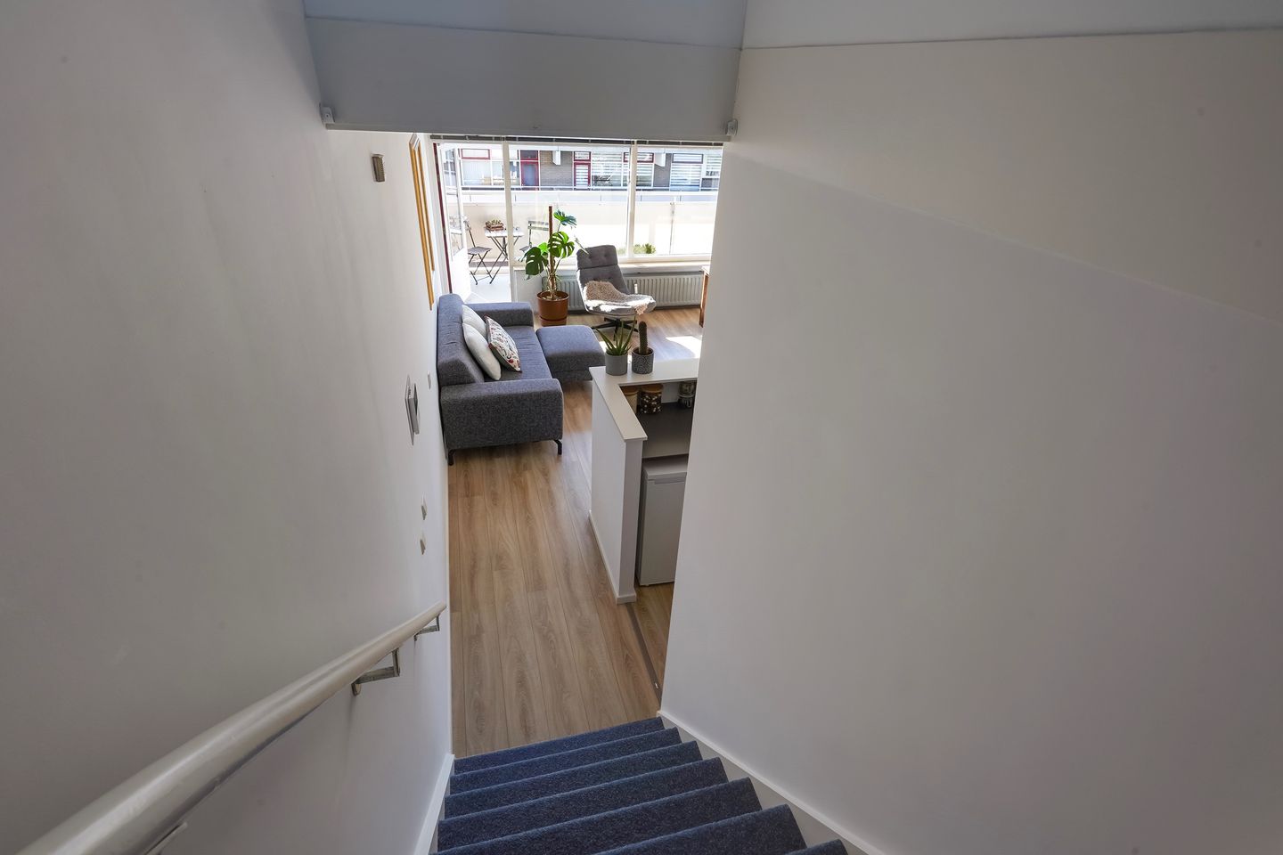 Light apartment with balcony and parking in The Hague — 14
