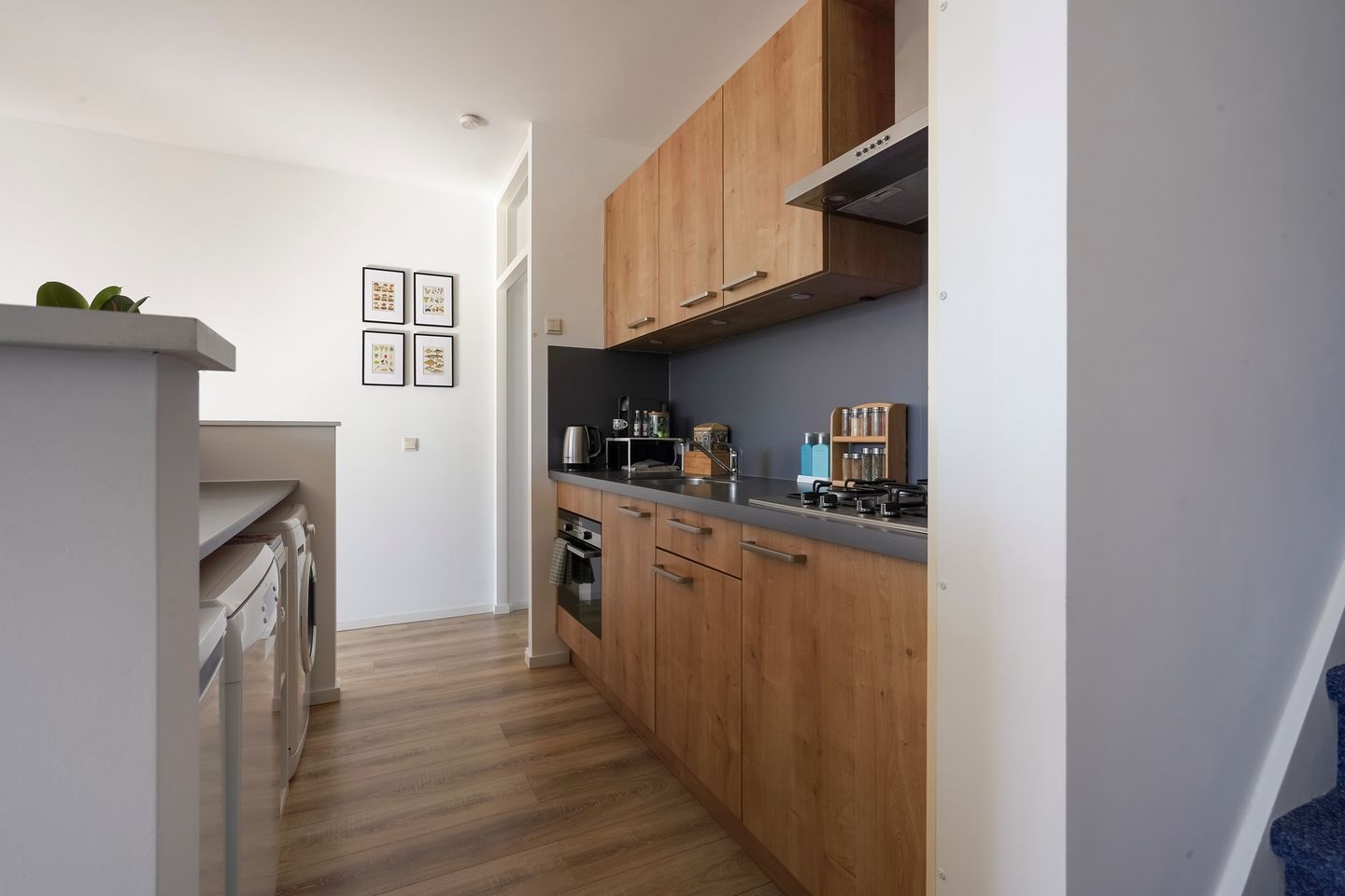 Light apartment with balcony and parking in The Hague — 19