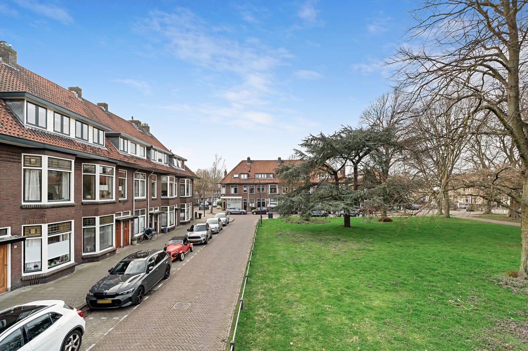 Foto 7 van Van Baerlestraat 10-A