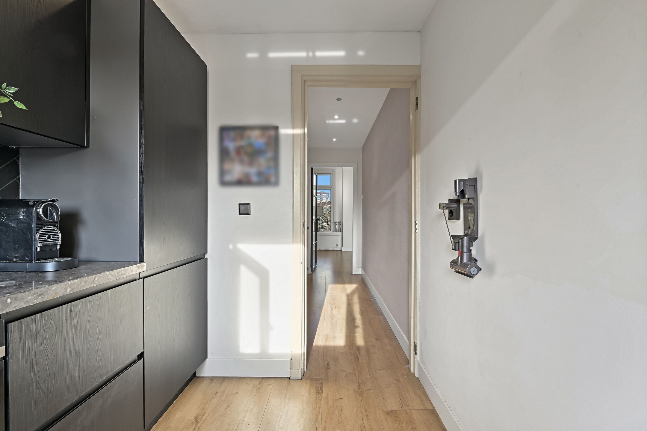 Foto 27 van Van Baerlestraat 10-A