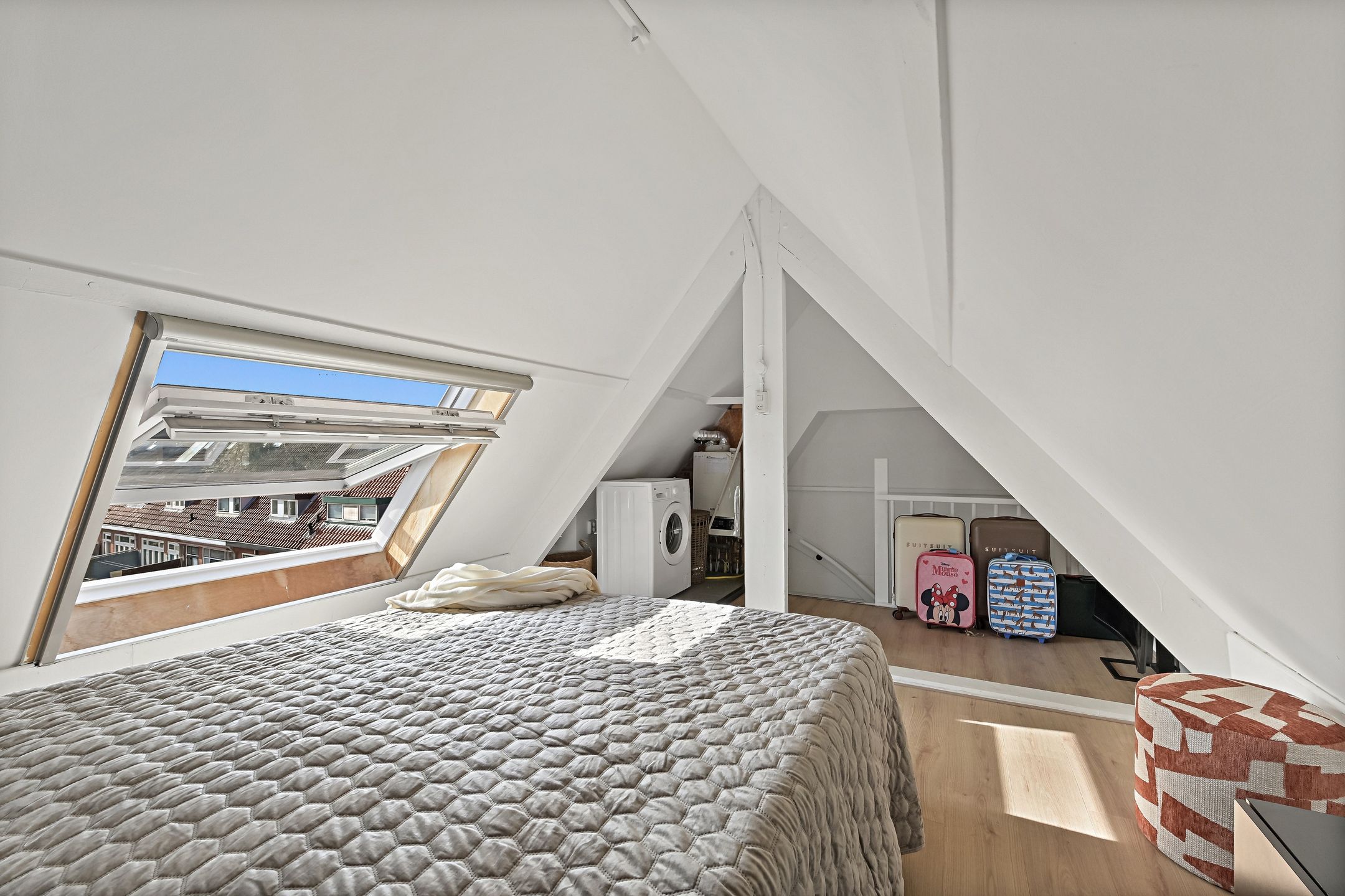 Foto 48 van Van Baerlestraat 10-A