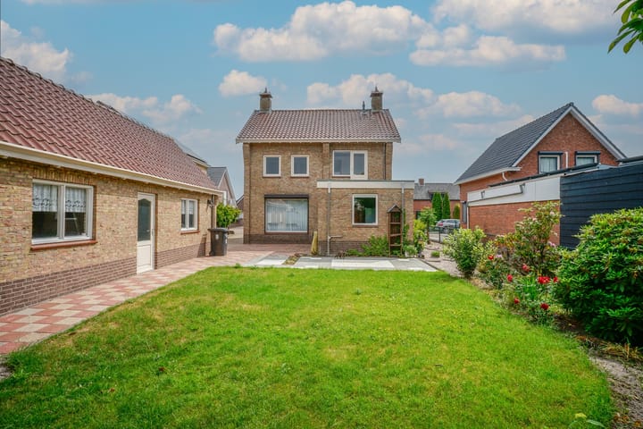 Photo 3 of Bartokstraat 7