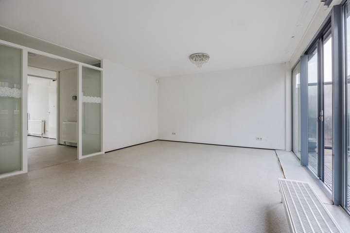 Photo 4 of Herman Costerstraat 25