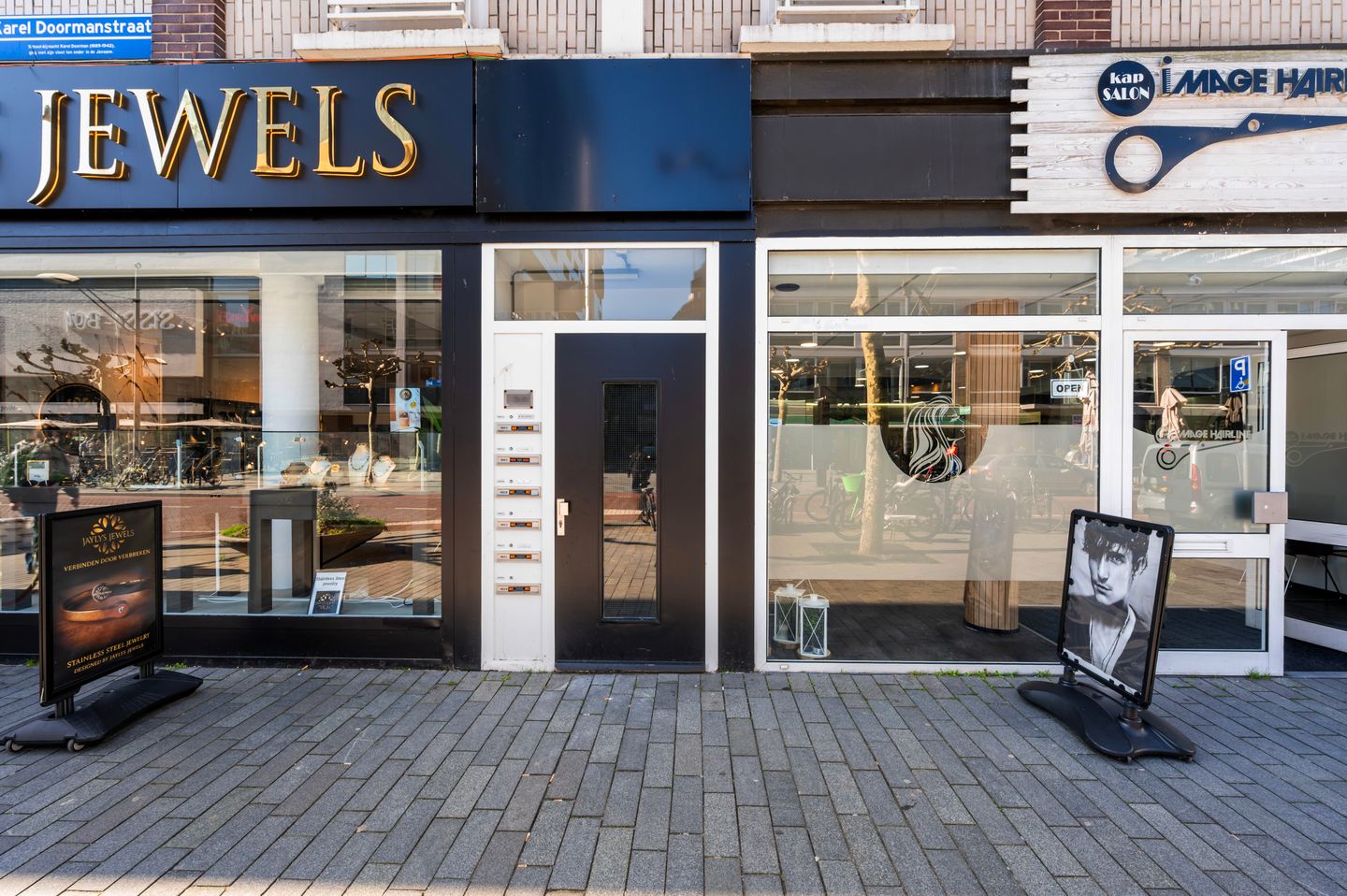 Photo 4 of Karel Doormanstraat 463-D