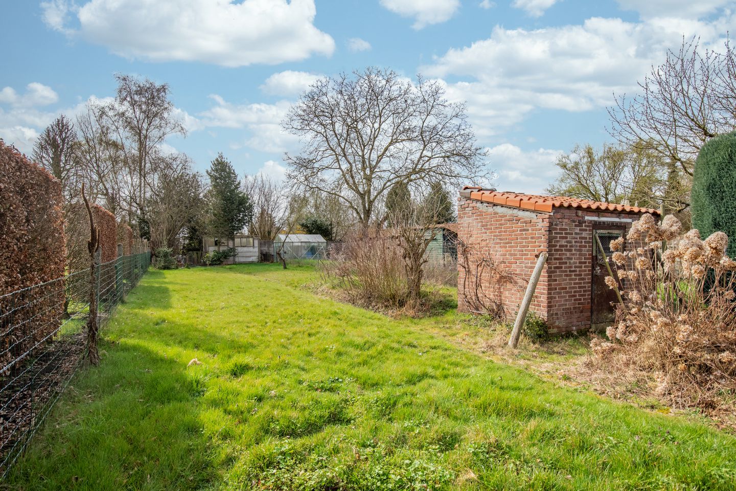 Characteristic home with spacious sunny garden in Pey — 20