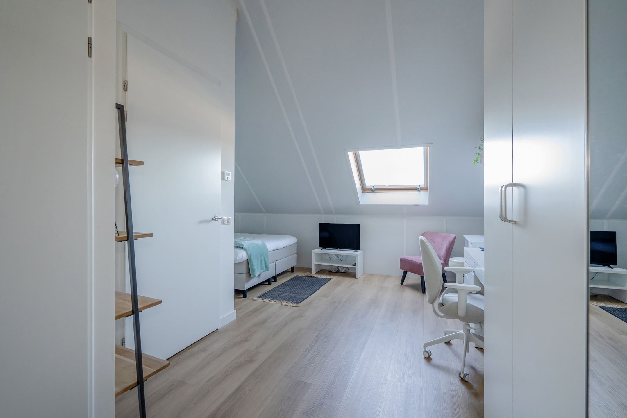 Foto 33 van Dagpauwoogstraat 28