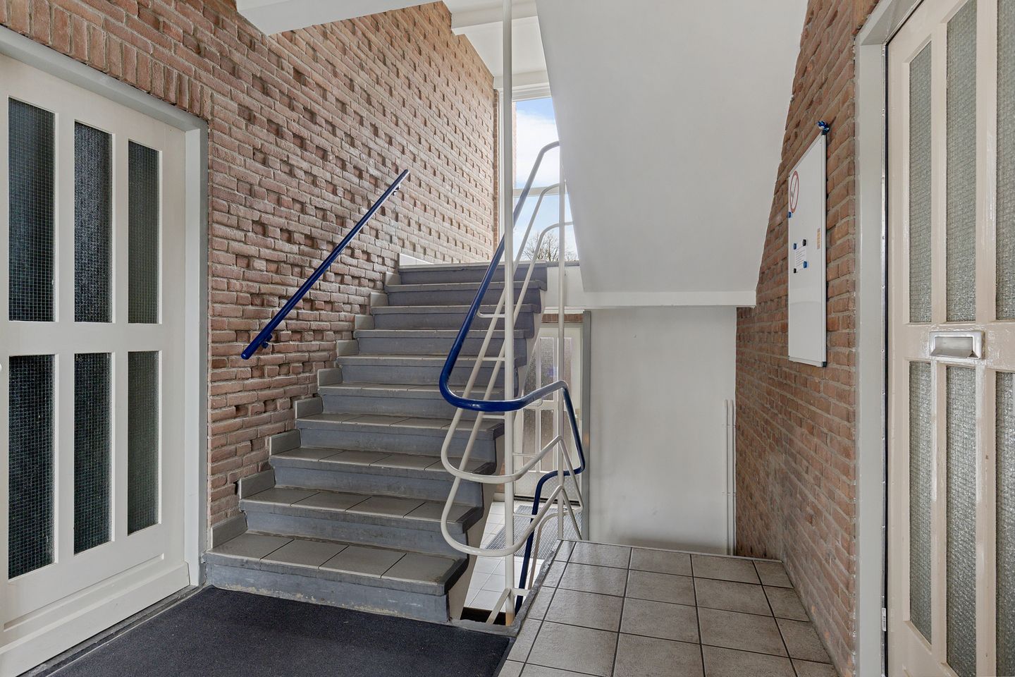 Photo 10 of Hereweg 14-E