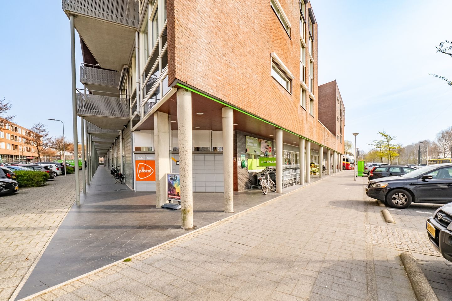Spacious Apartment with Sunny Southwest Balcony Near Historic City Center — 33