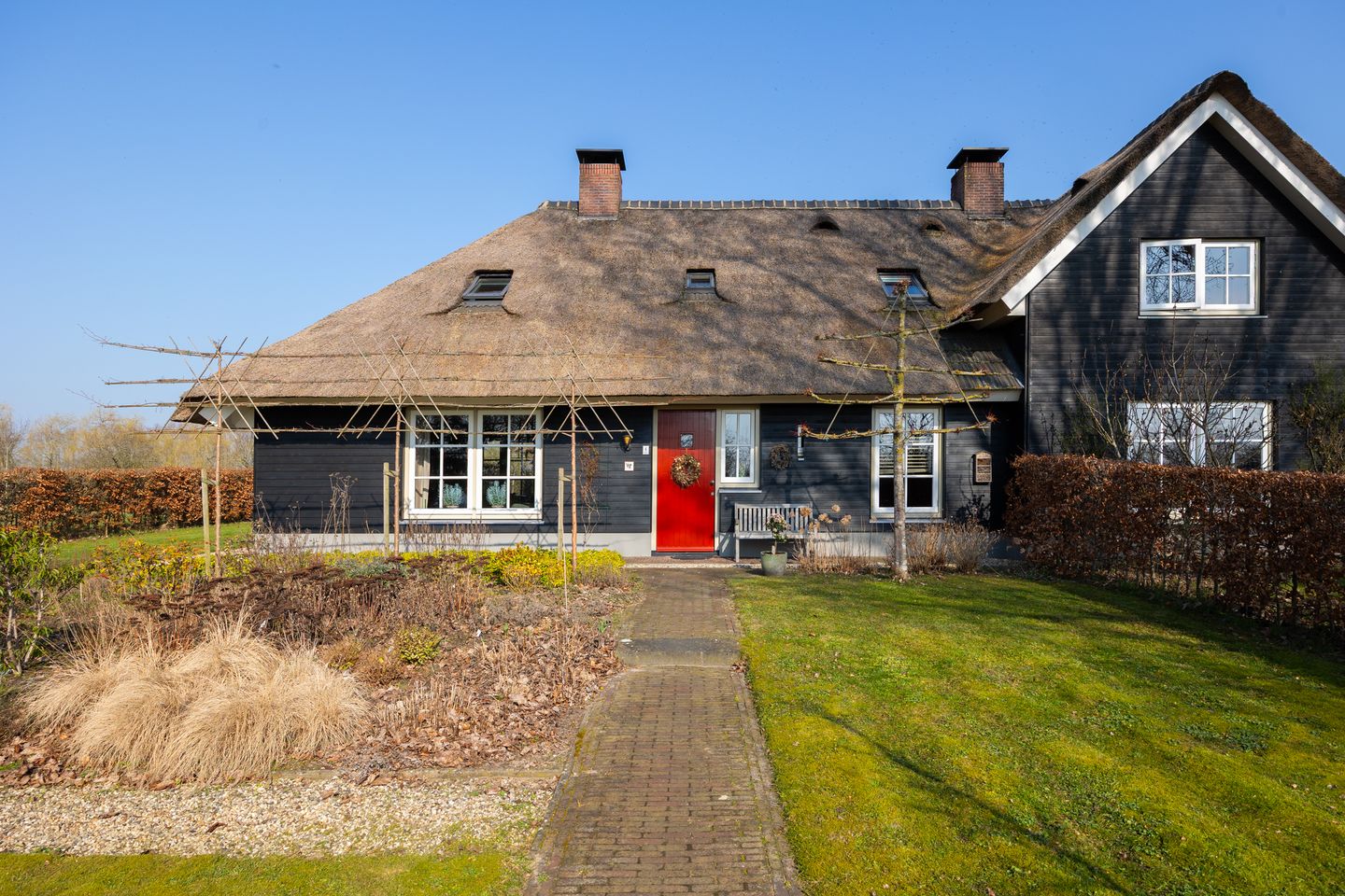 Sustainable Swedish-inspired Country House Near the IJssel — 42