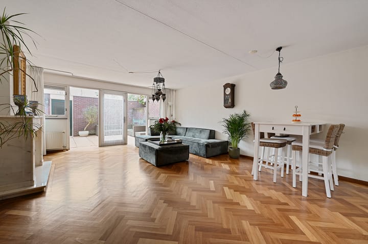 Photo 4 of Kerkstraat 43