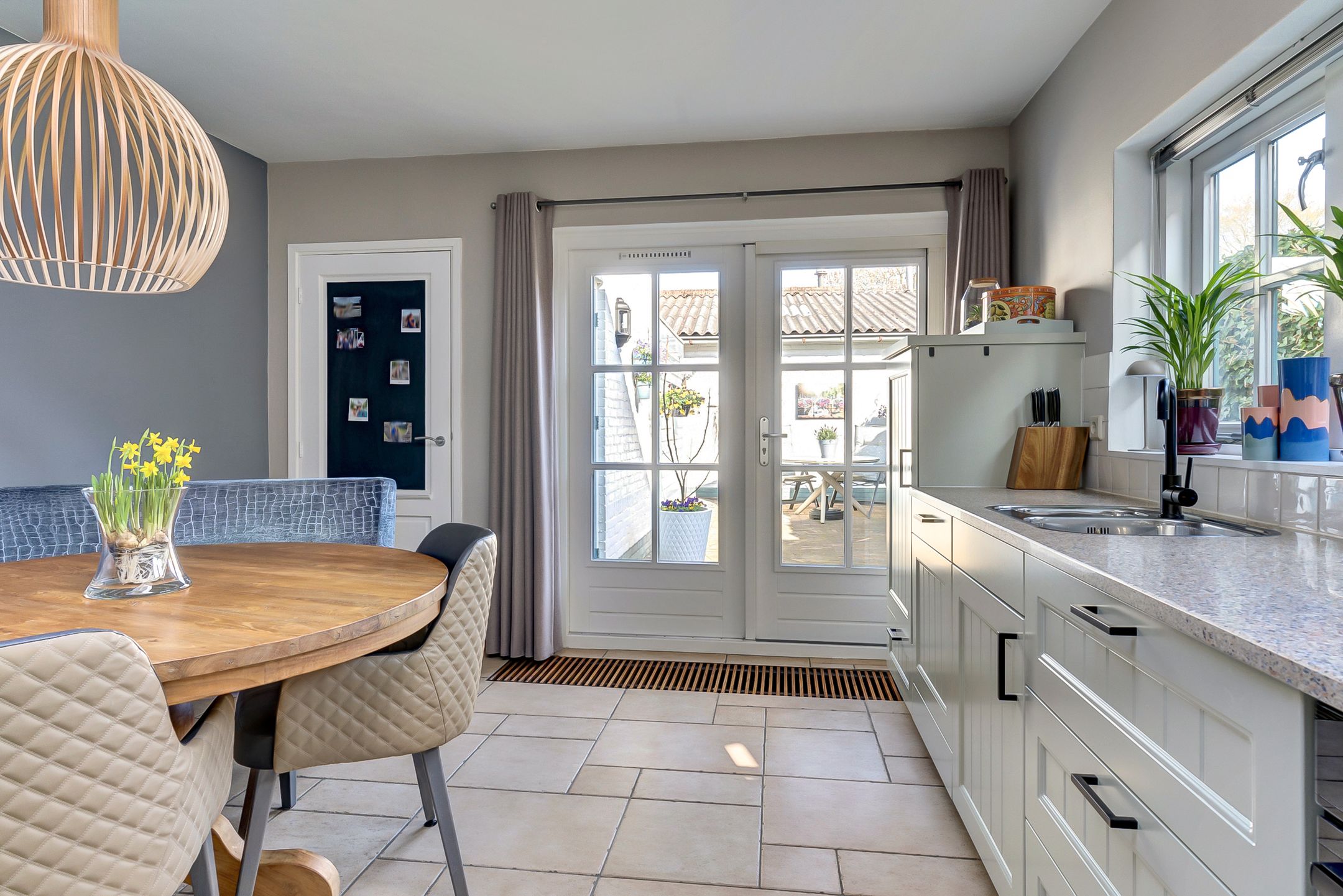 Foto 12 van Valburgseweg 8