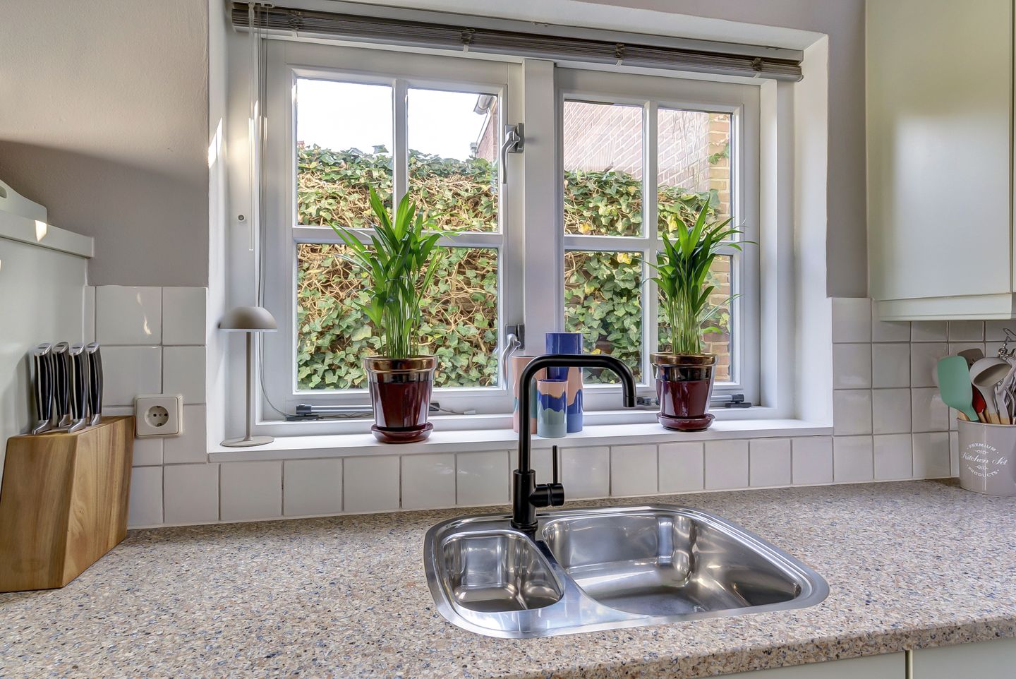 Foto 14 van Valburgseweg 8