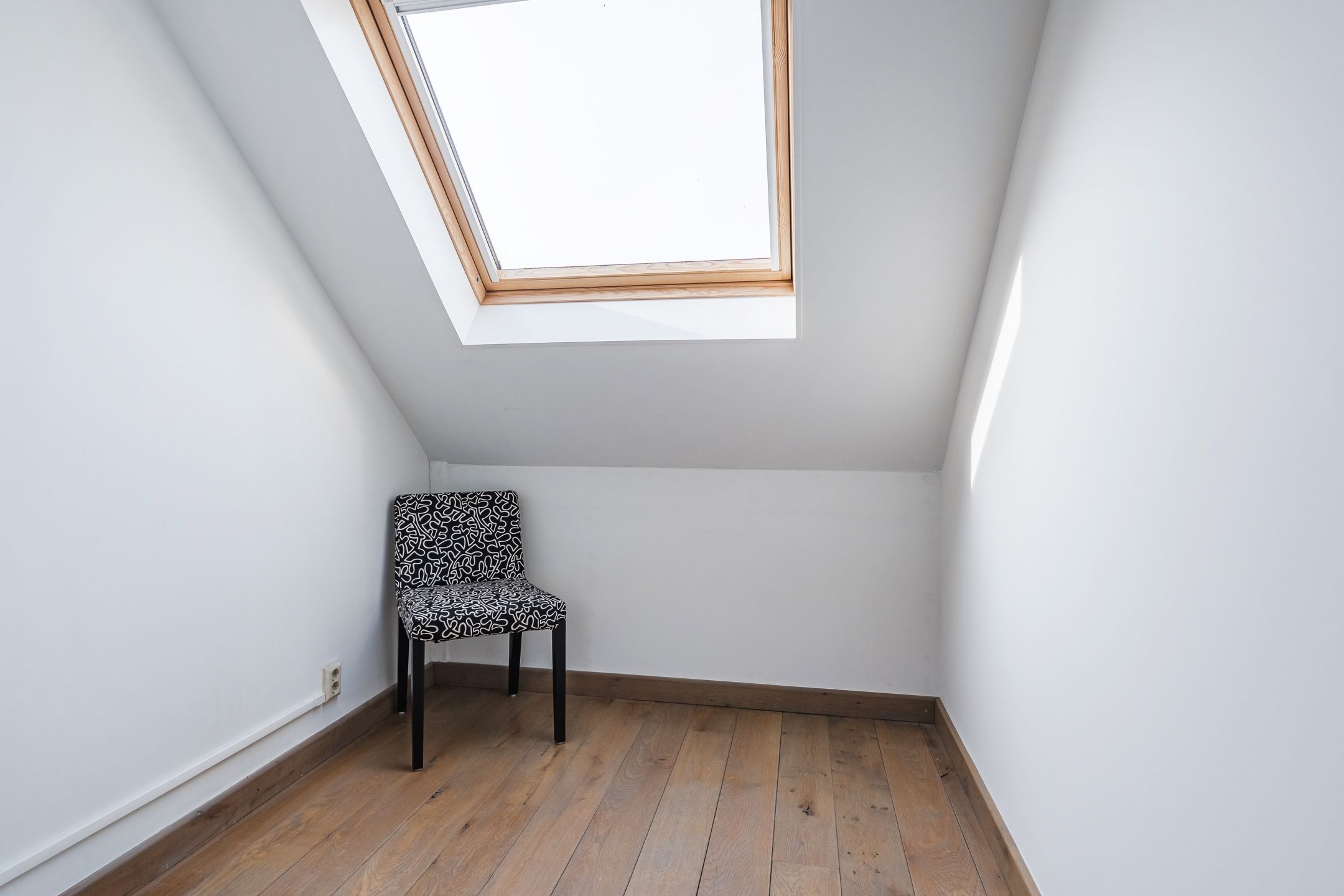 Modern Move-in Ready Terraced House with Garden in Rijswijk Bomenbuurt — 25