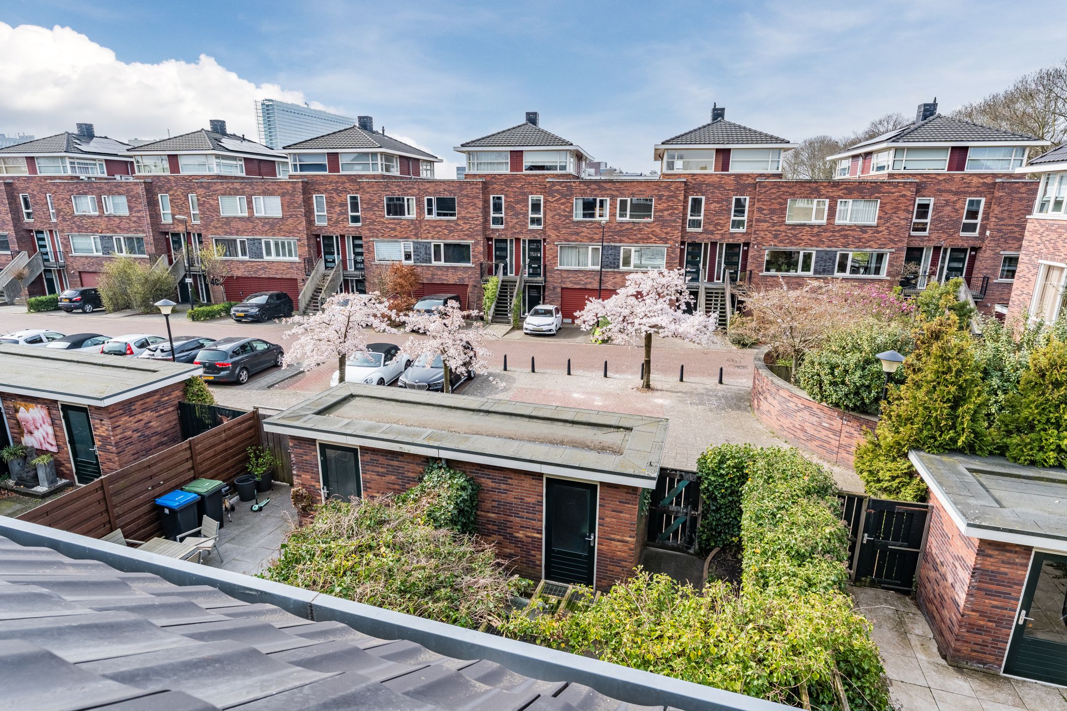 Modern Move-in Ready Terraced House with Garden in Rijswijk Bomenbuurt — 31