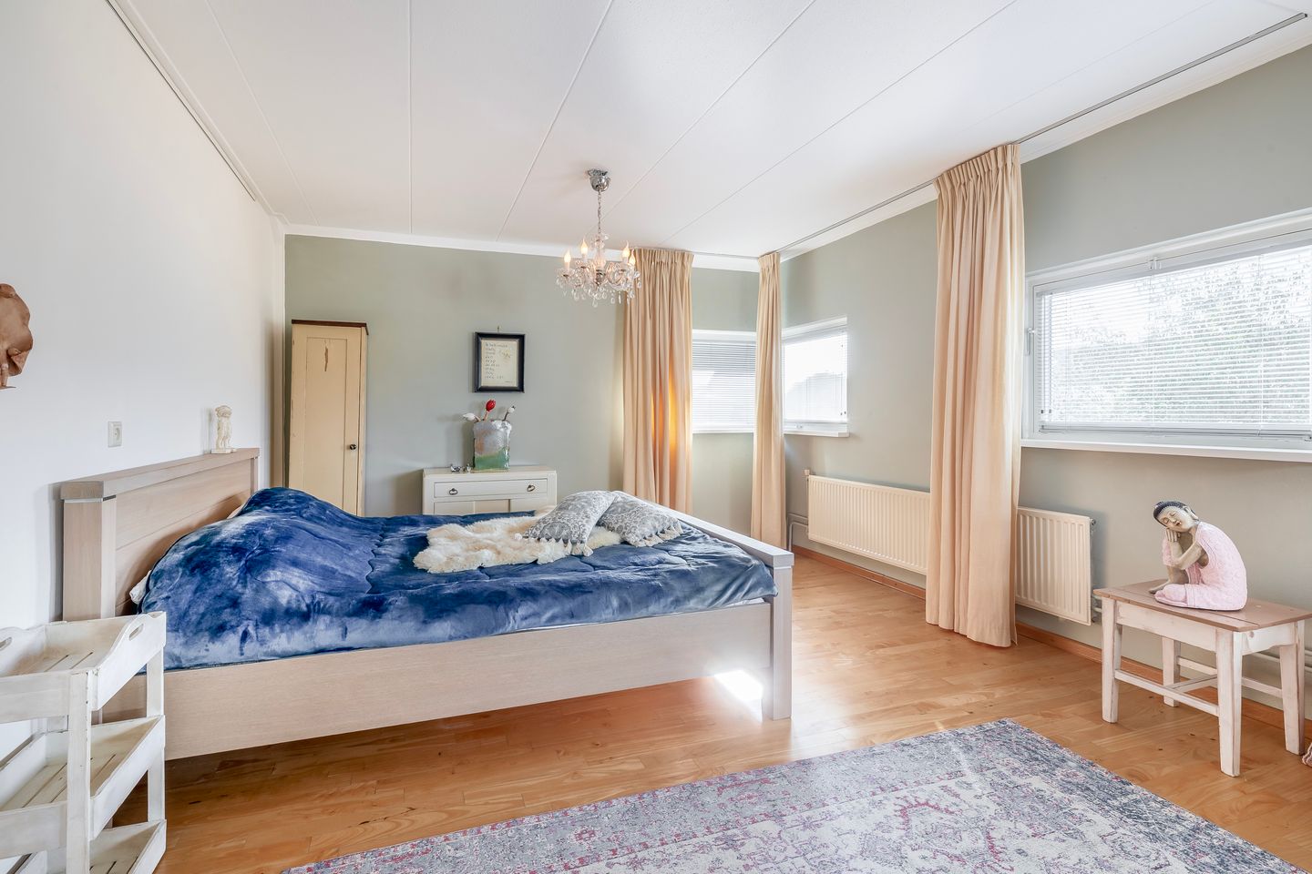 Spacious Detached Home with Conservatory and Large Living Room in Kaatsheuvel — 29