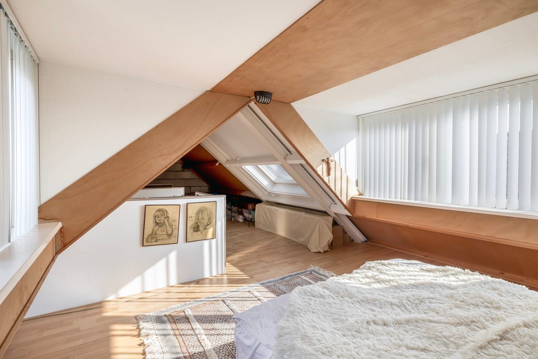 Spacious Detached Home with Conservatory and Large Living Room in Kaatsheuvel — 37