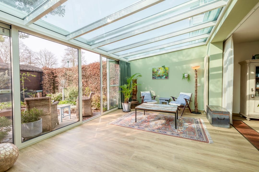 Spacious Detached Home with Conservatory and Large Living Room in Kaatsheuvel — 17