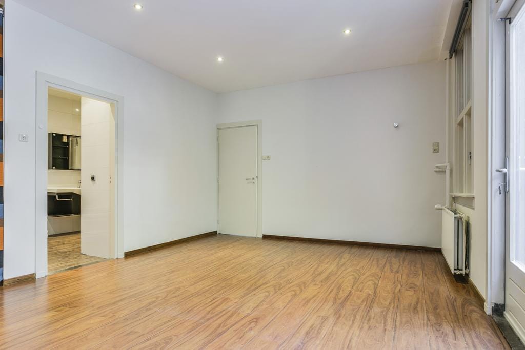 Photo 8 of Grotestraat 203-B