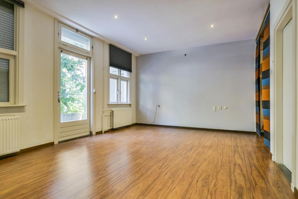 Photo 7 of Grotestraat 203-B