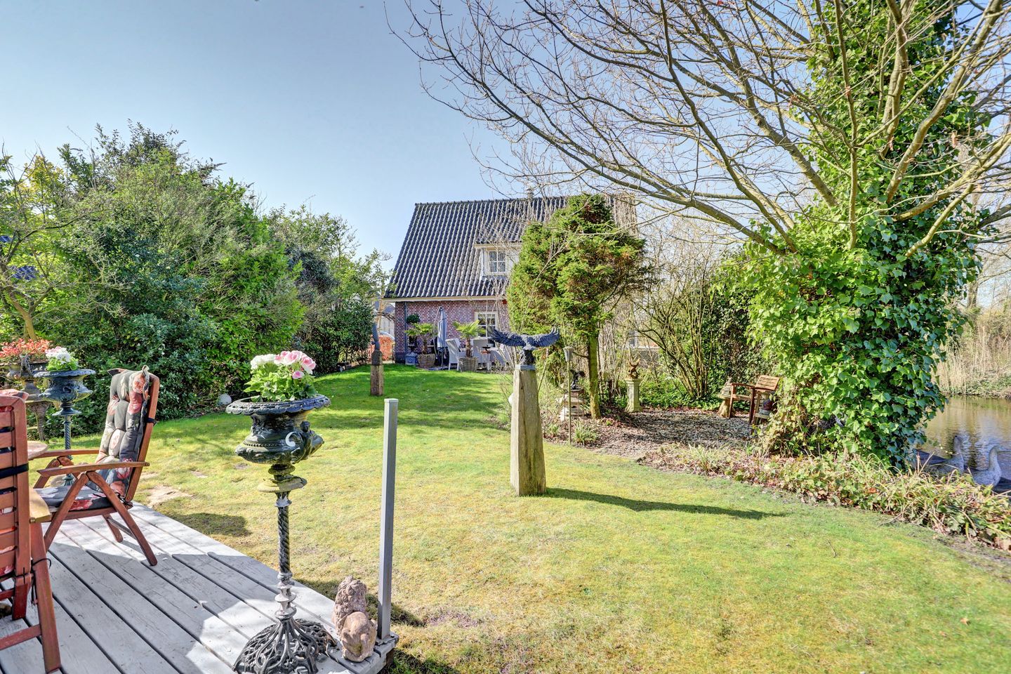 Photo 4 of Leeuwerik 6