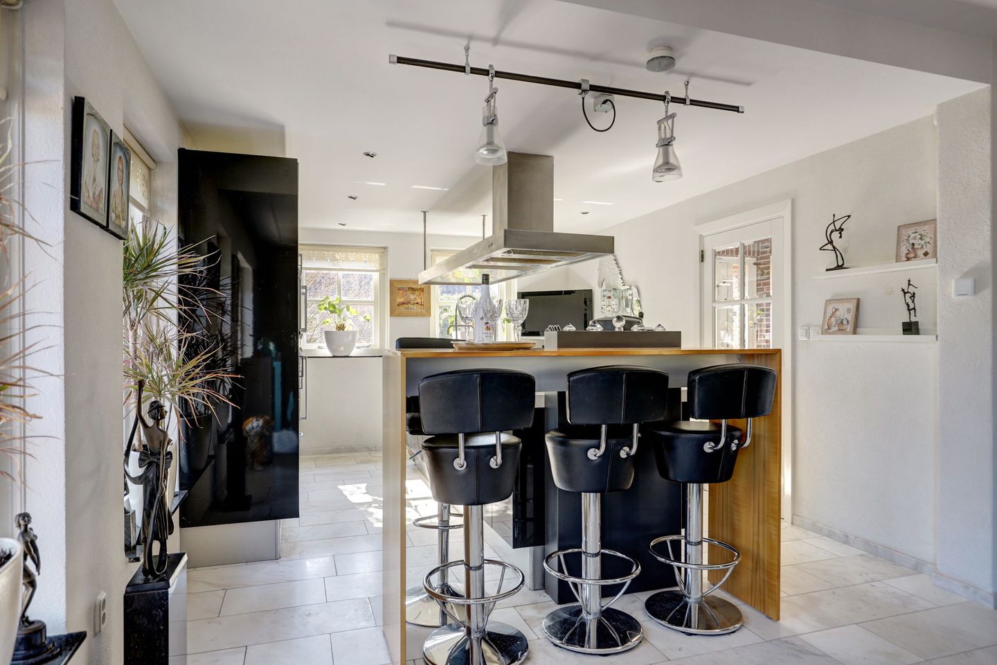 Photo 14 of Leeuwerik 6