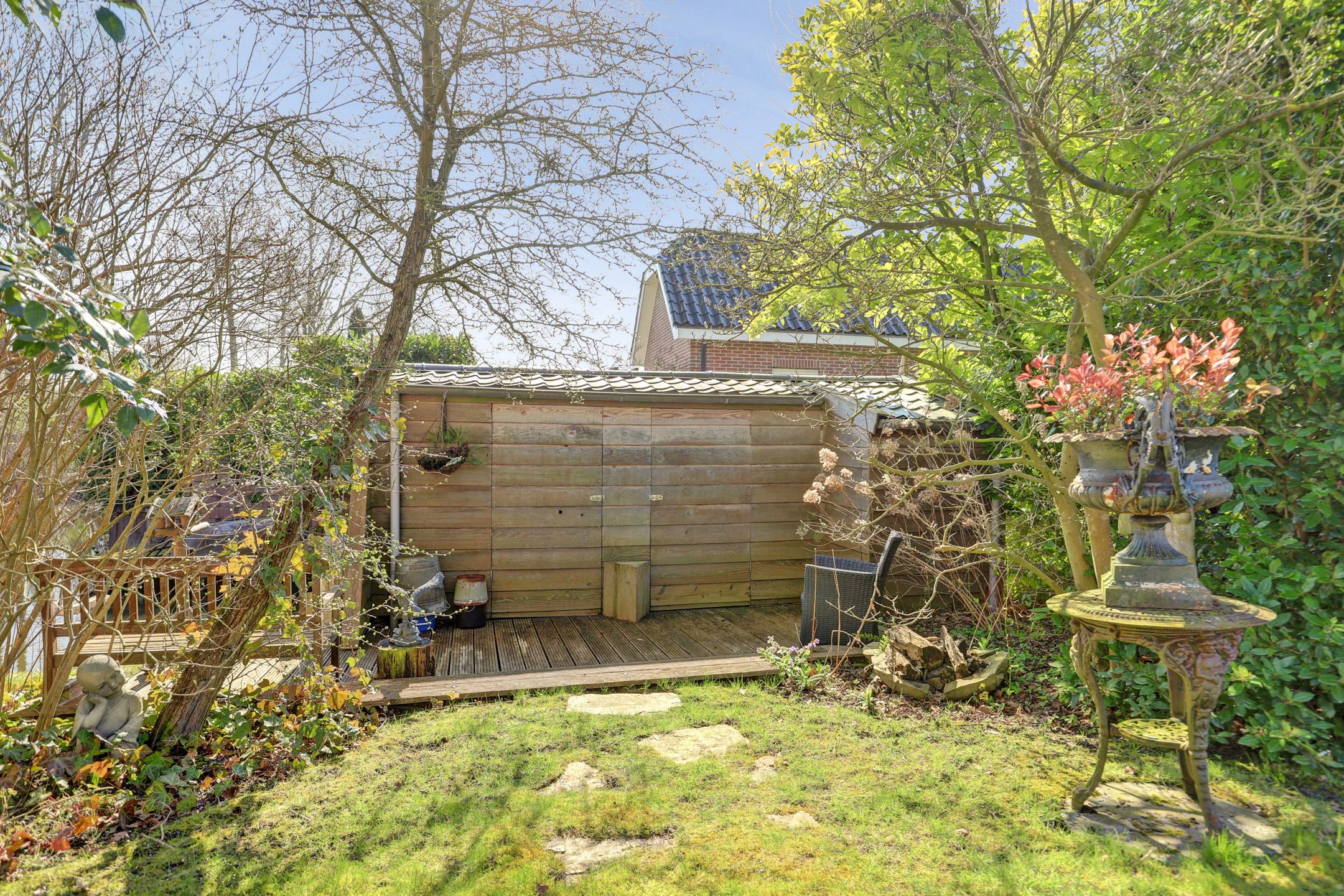 Photo 48 of Leeuwerik 6