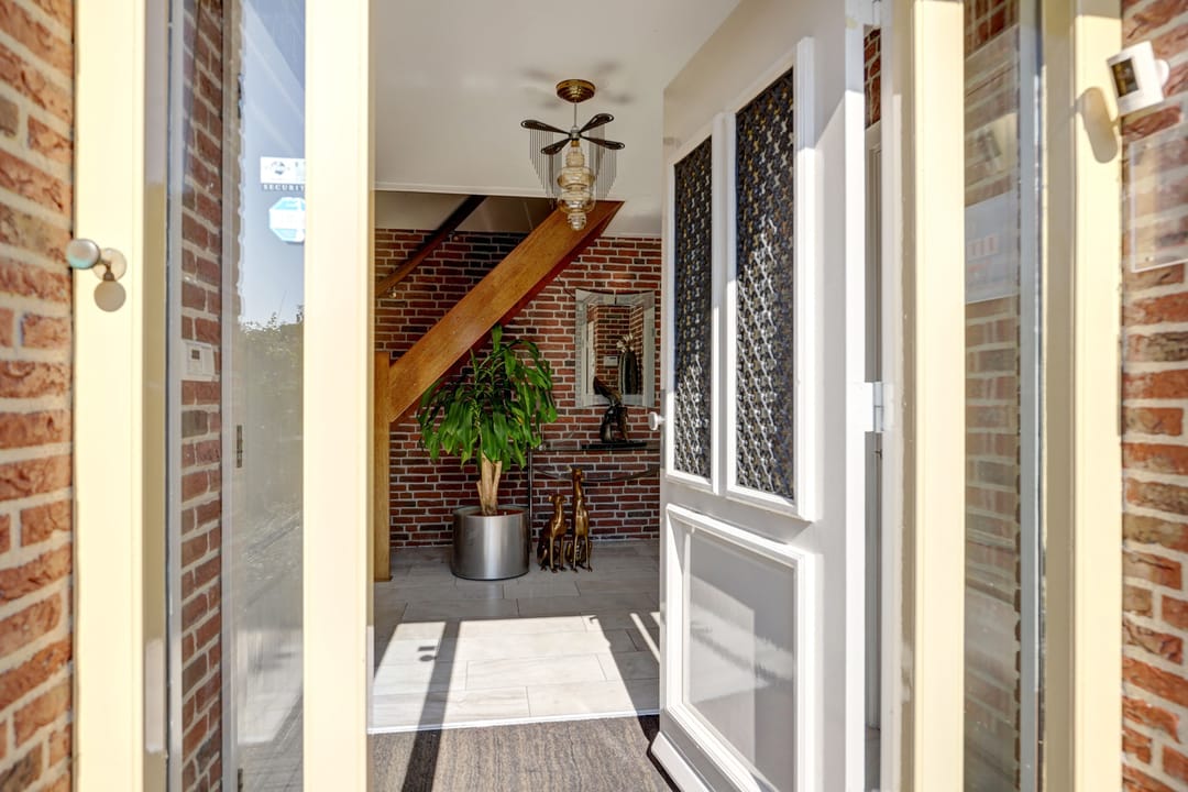 Photo 7 of Leeuwerik 6