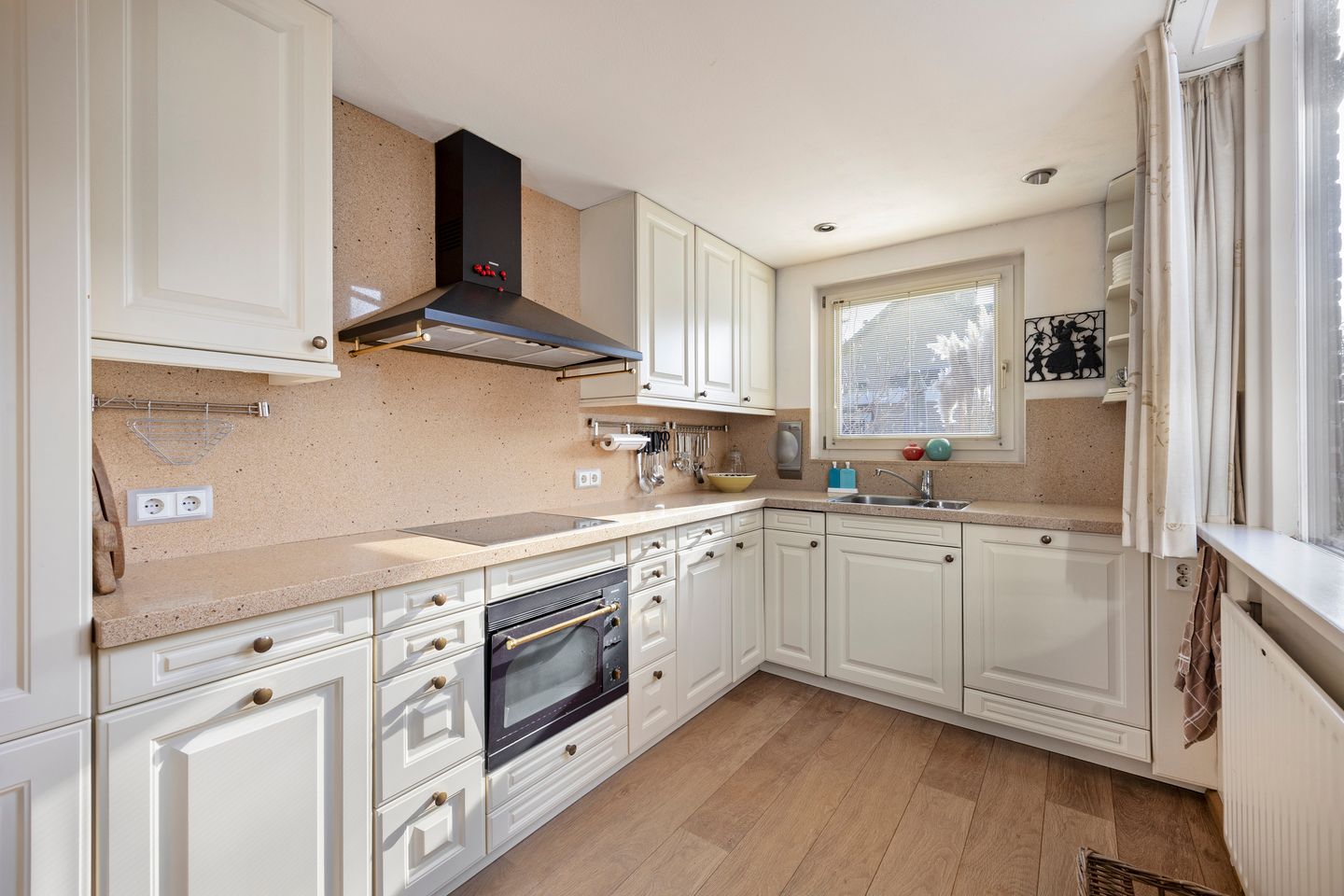 Foto 14 van Junostraat 19