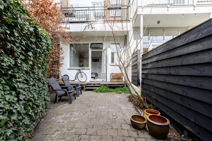 Photo 3 of Willem van Hillegaersbergstraat 72