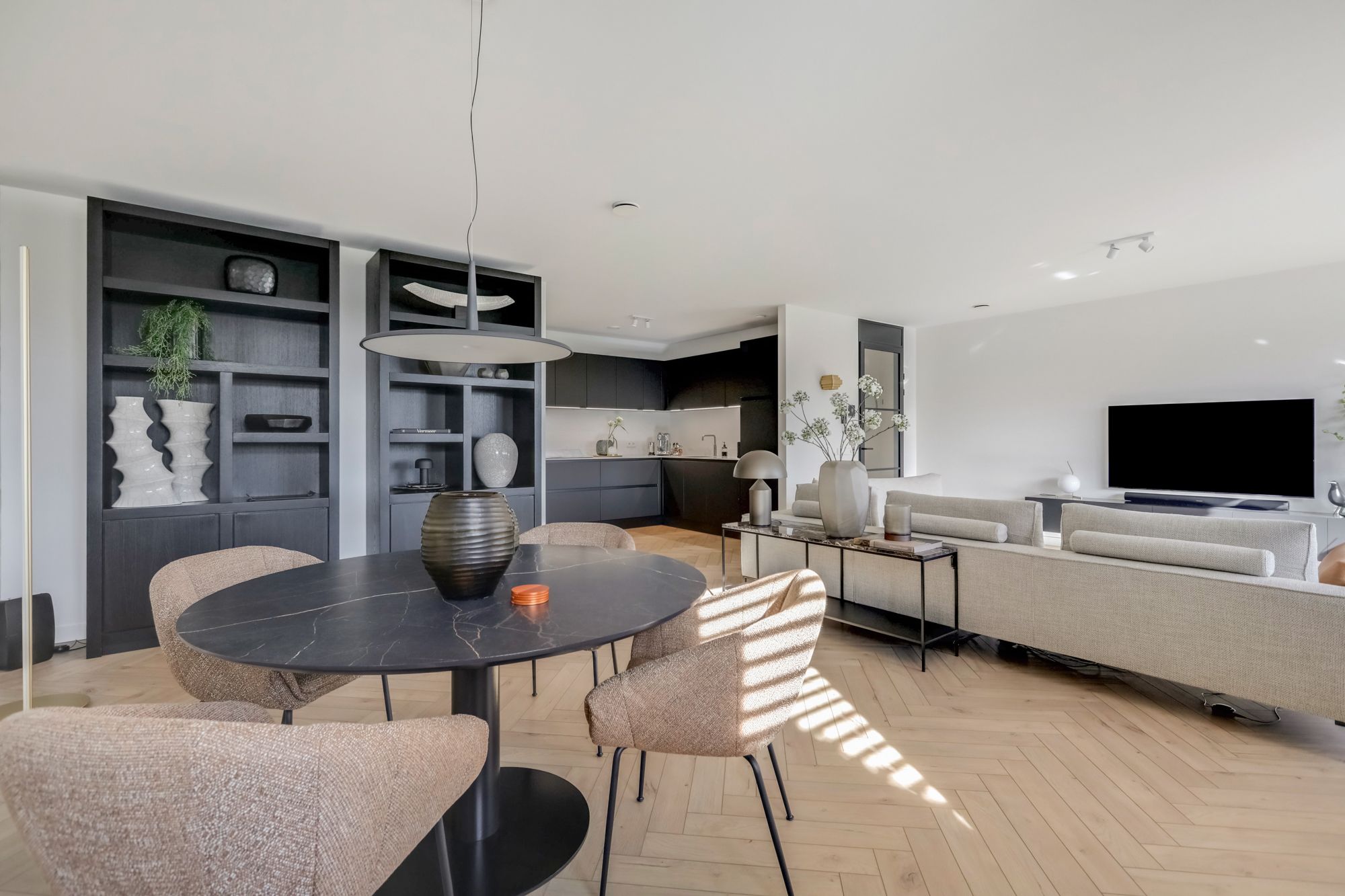 Photo 33 of Eltenseweg 5-A2