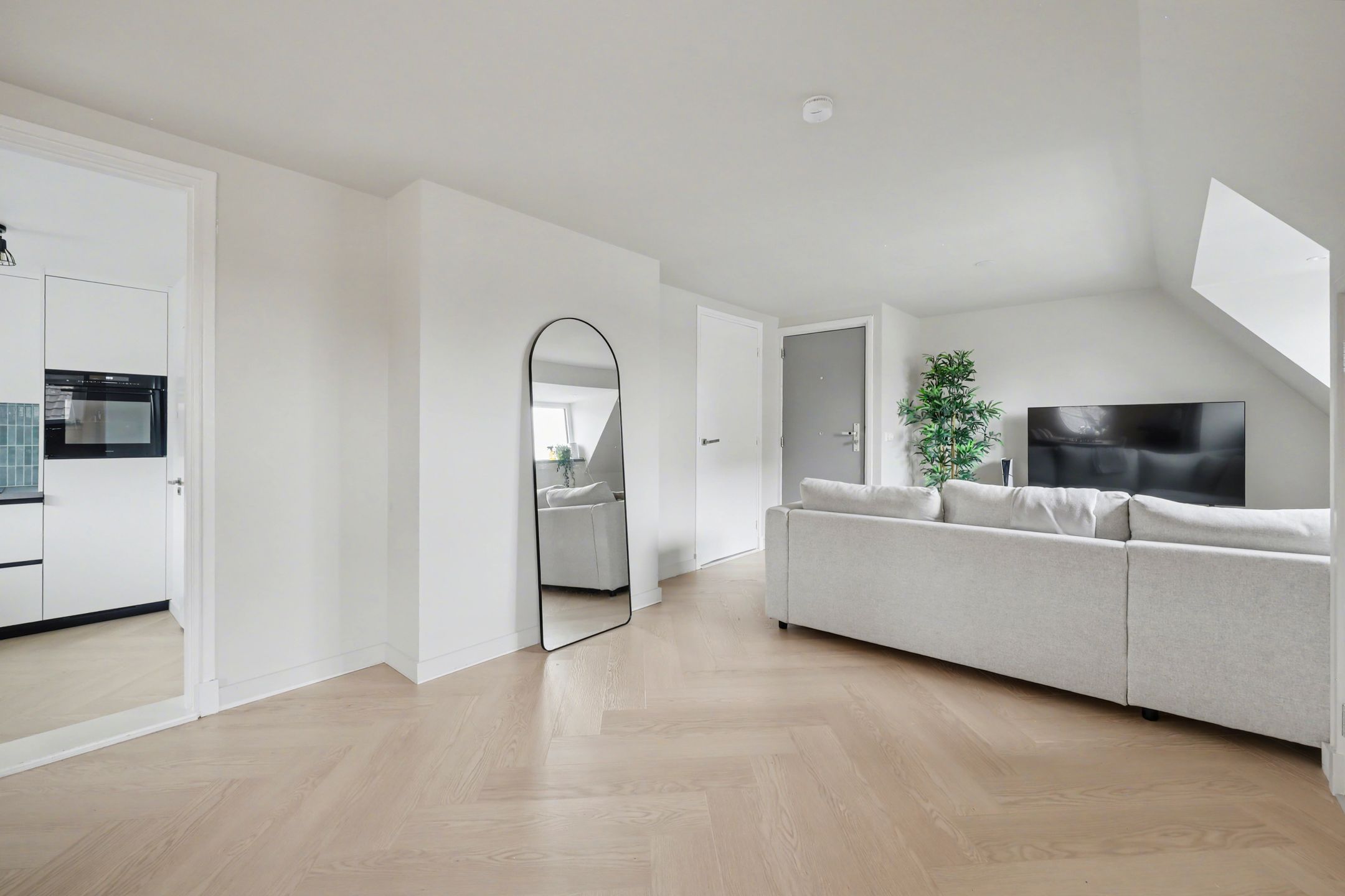 Photo 6 of Cederstraat 2-B