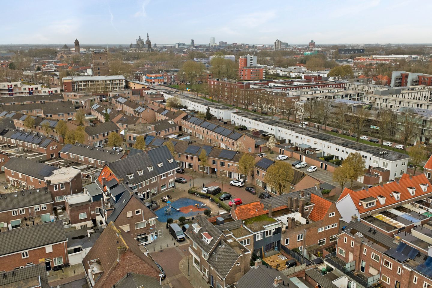 Photo 34 of Cederstraat 2-B