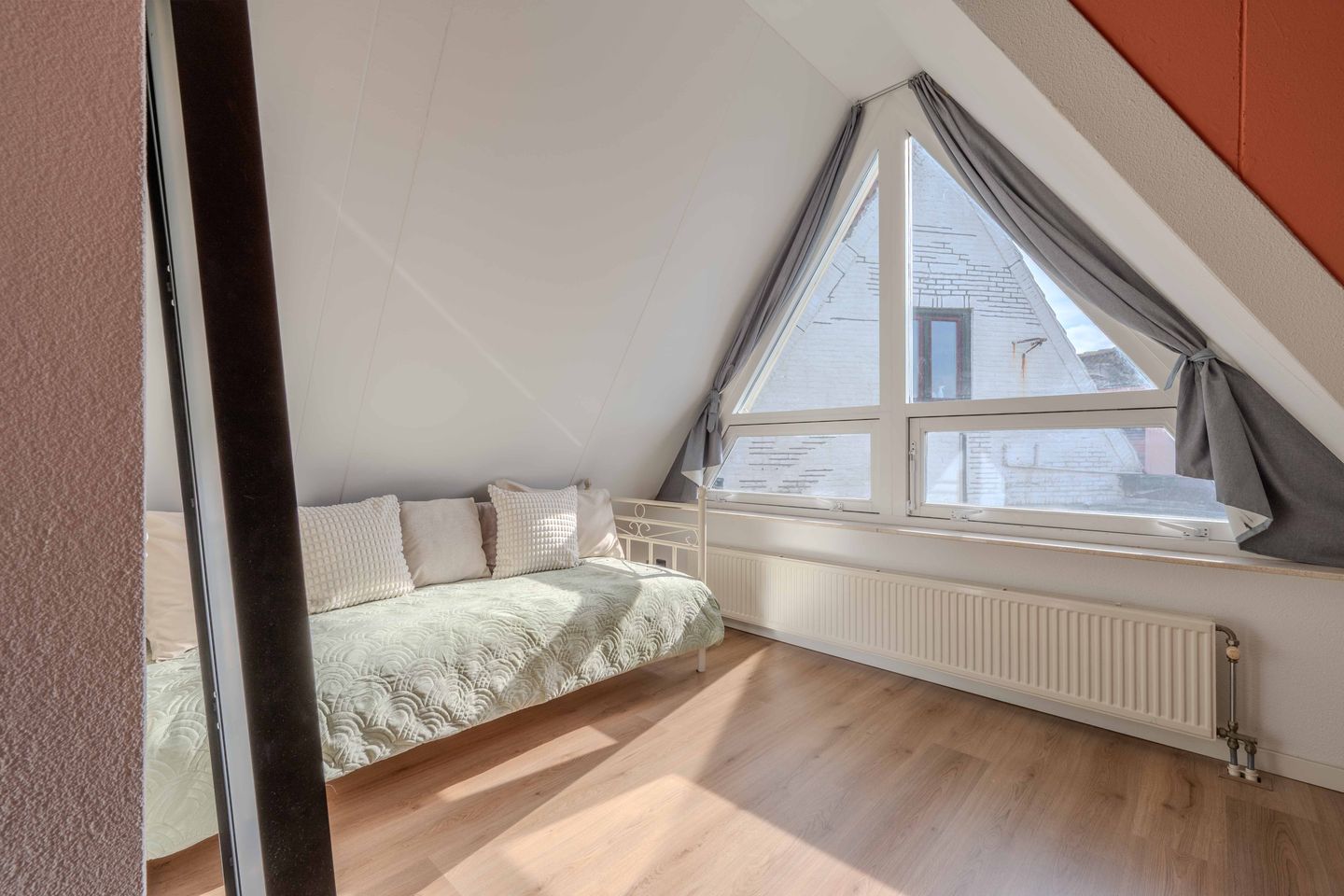 Spacious Maisonnette Apartment in Katwijk Centre Near the Beach — 19