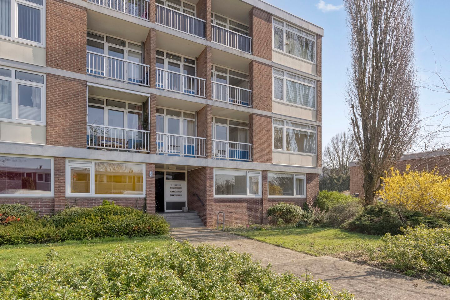 Foto 34 van Newtonstraat 91