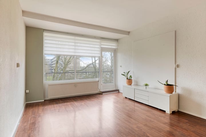 Photo 2 of Wijenburglaan 85