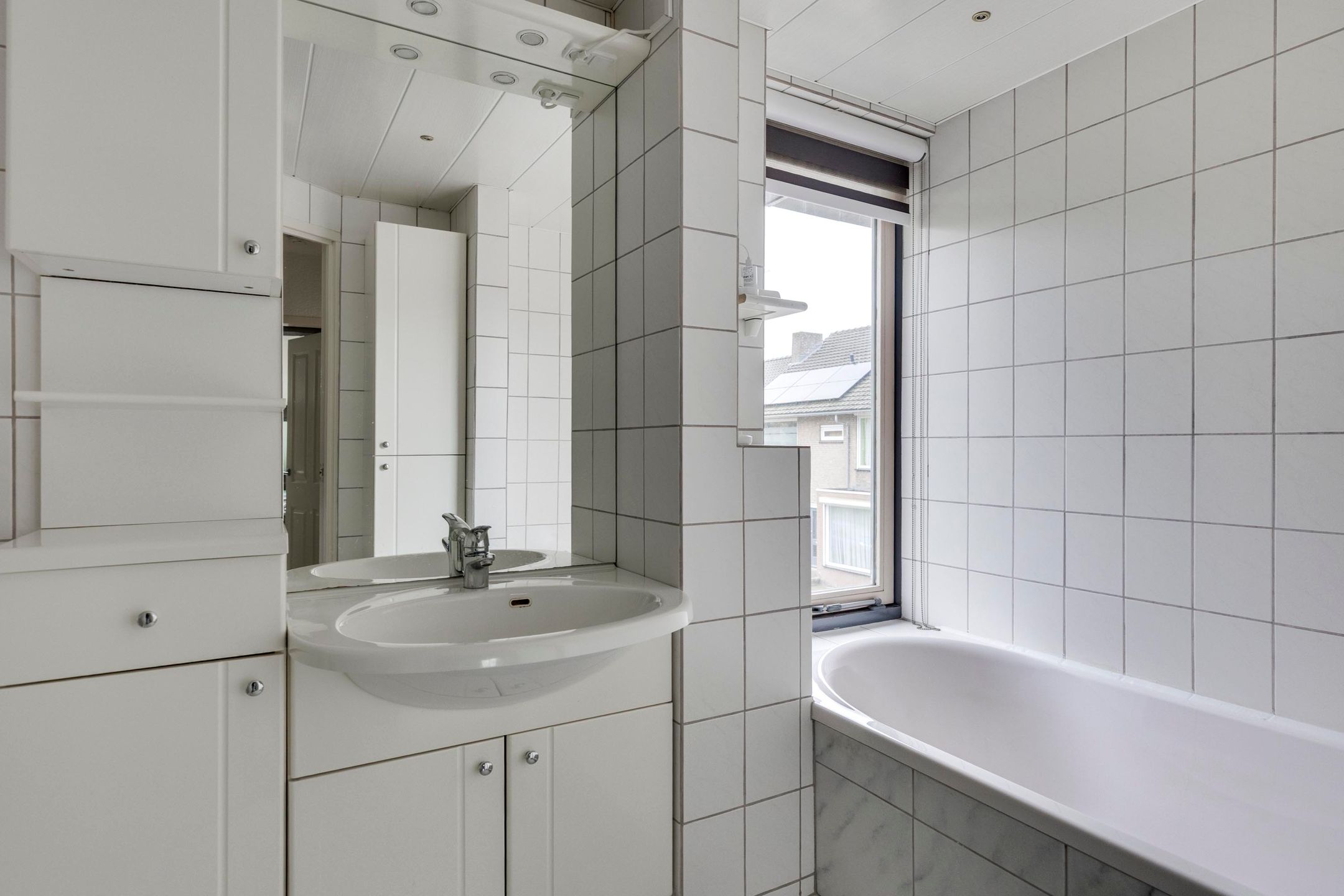 Photo 12 of Sirius 16